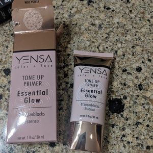 Yensa Tone Up Primer Essential Glow